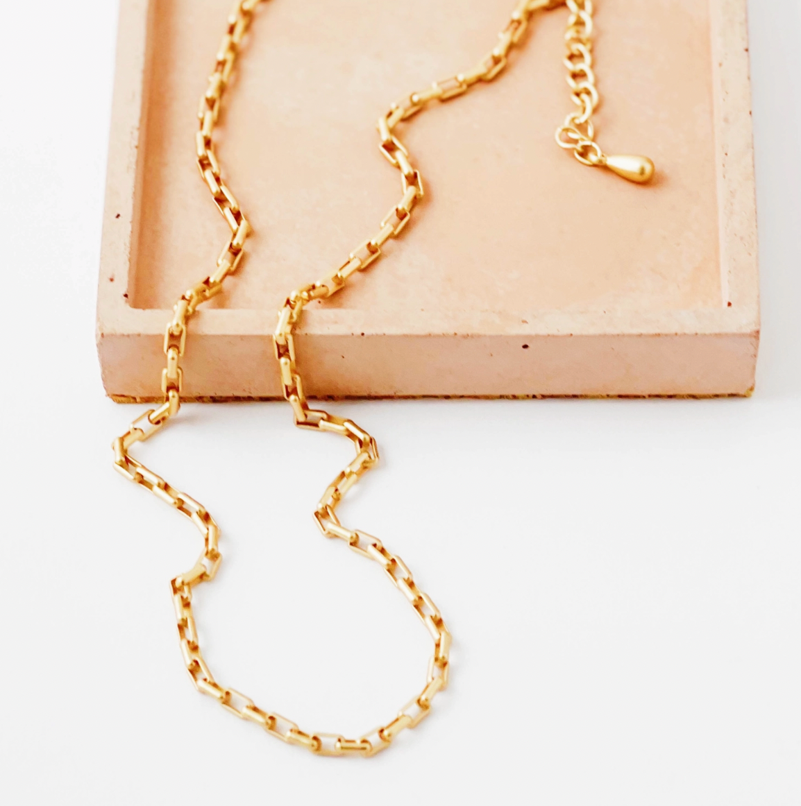 Matte Paperclip Chain Necklace
