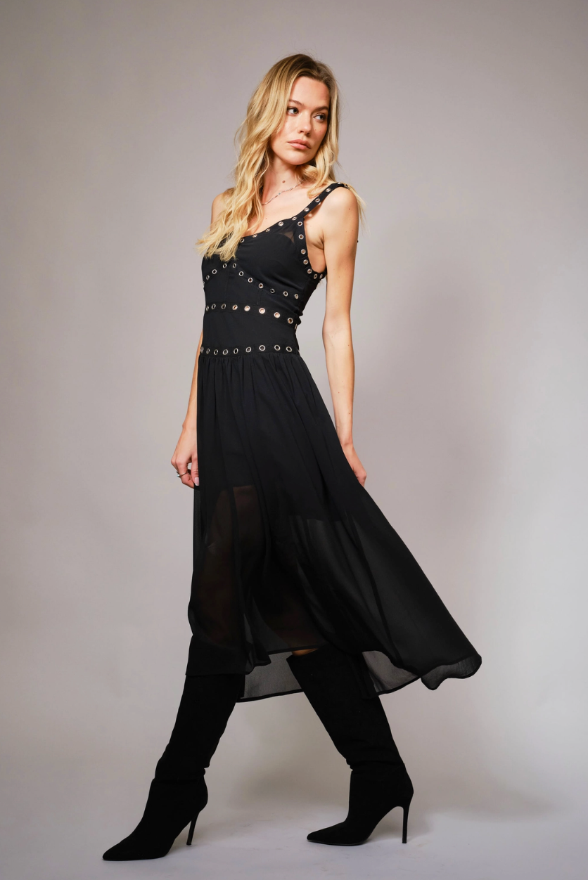 Chiffon Grommet Detailing Midi Dress