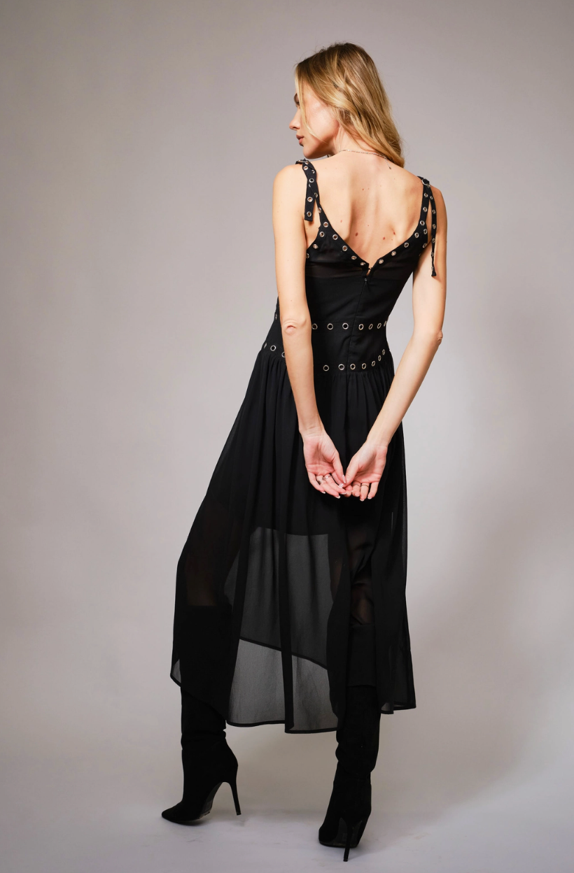 Chiffon Grommet Detailing Midi Dress