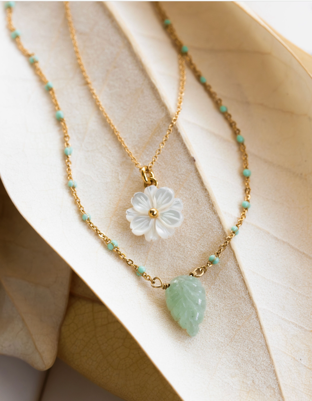 Blooming Layered Necklace Set