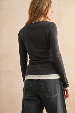 Light Weight Contrasted Top