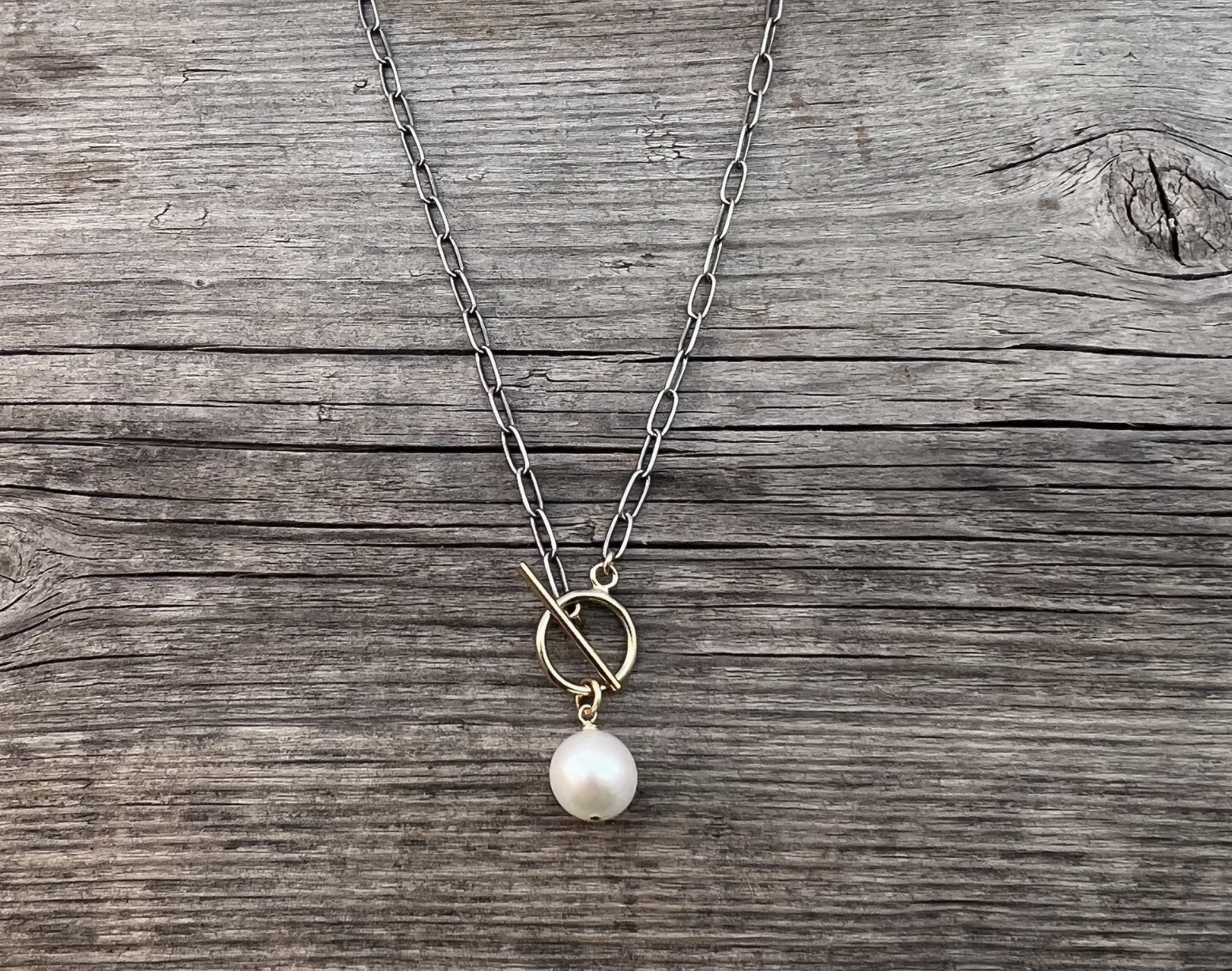 Freshwater Pearl Toggle Necklace