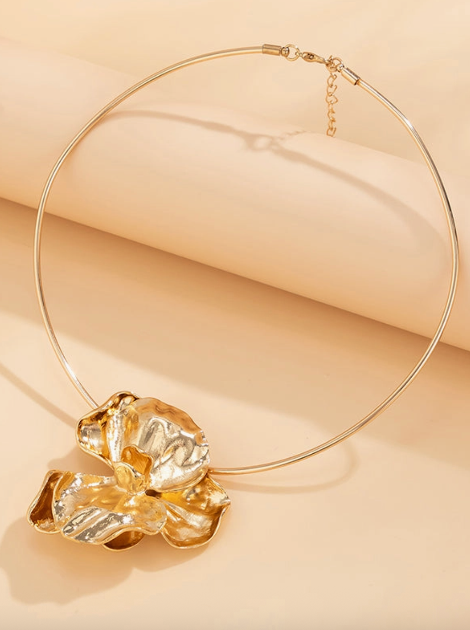 Flower Collar Necklace