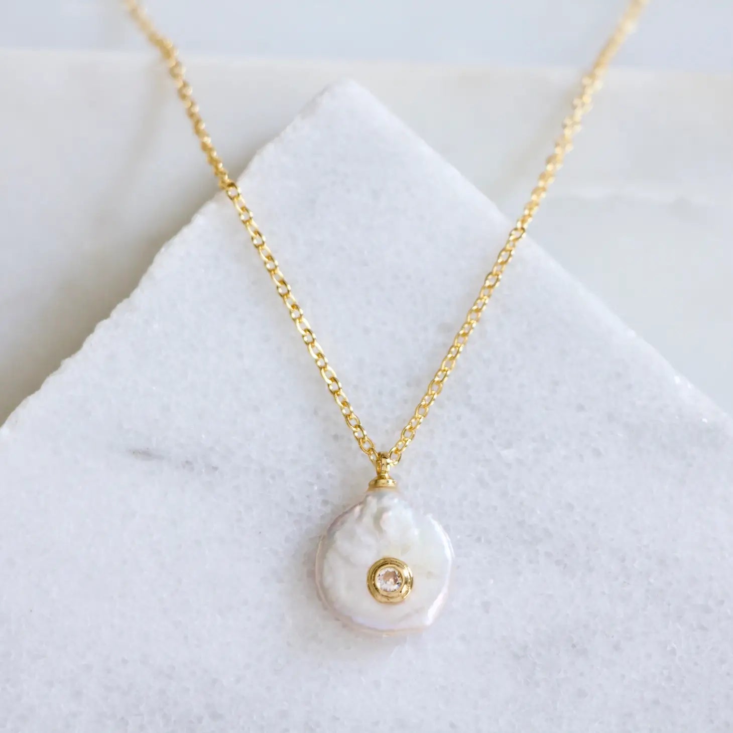 Inlay Pearl Necklace