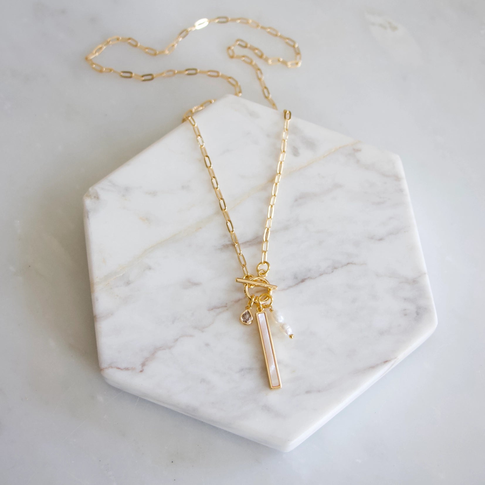 Pearl Taggle Necklace