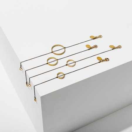 Horizon Circle Bracelet